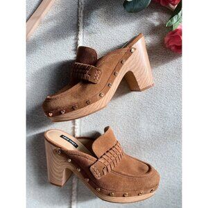 Nine West Flowr Slip On Close Toed Clogs Size 7.5